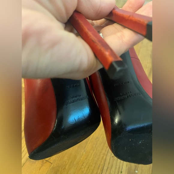 Saint Laurent Pointed-Toe Leather Pumps - size 6 - Picture 12 of 14